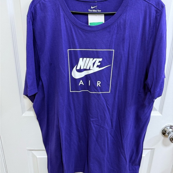 NWT Nike Air Men's Short Sleeve Tee in Purple, Size XL - Picture 3 of 4
